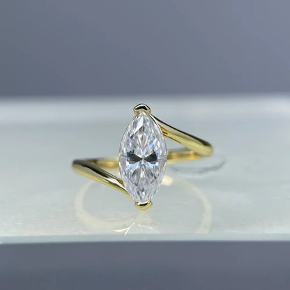 MuShan Luxury Jewelry 925 Sterling Silver Ring VVS Moissanite Solitaire Ring for Fiancee 18K Gold Plated MST Patent Rings