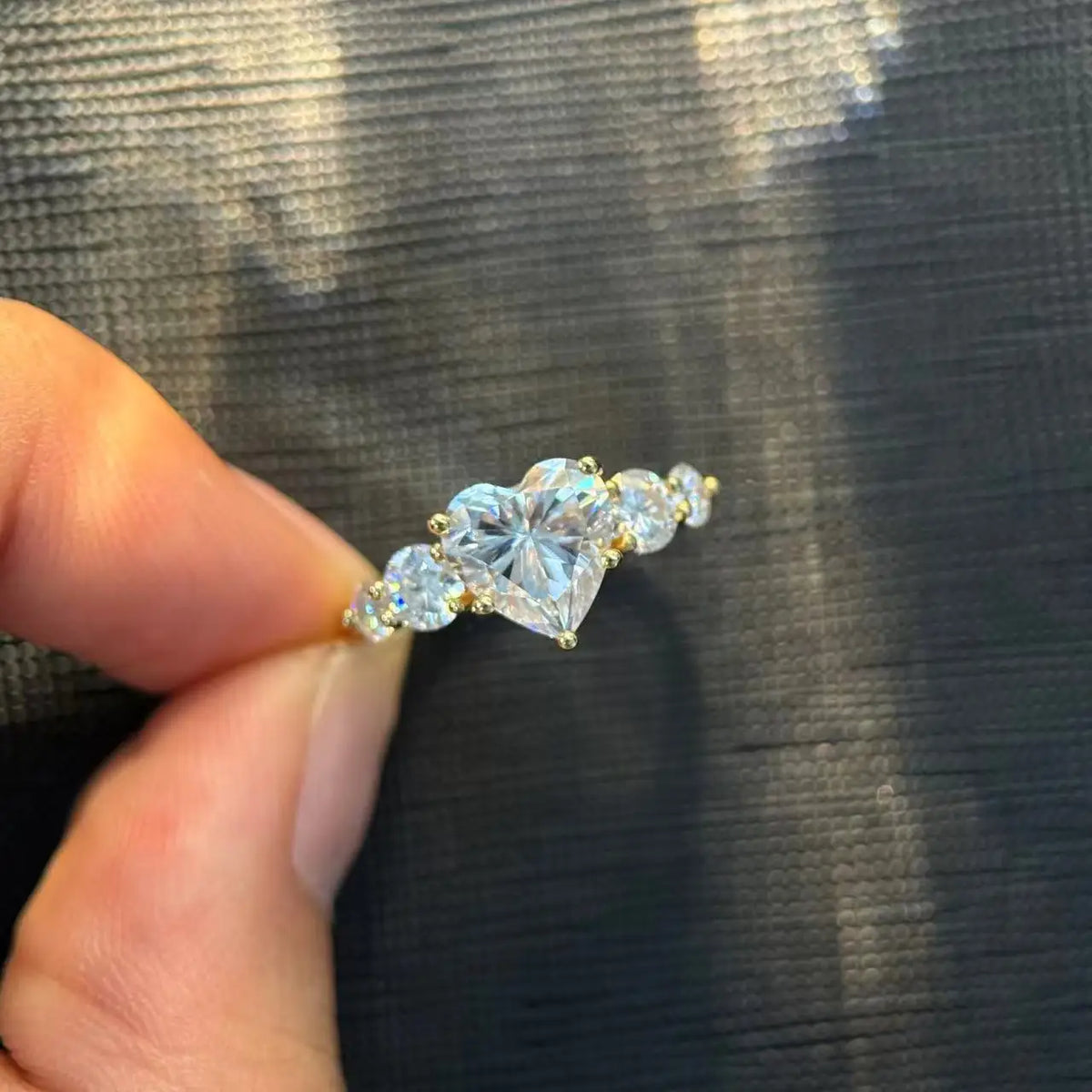 MuShan Luxury Jewelry 925 Sterling Silver Ring VVS Moissanite Present Ring for Bride 18K Gold Plated MST Patent Jewellery