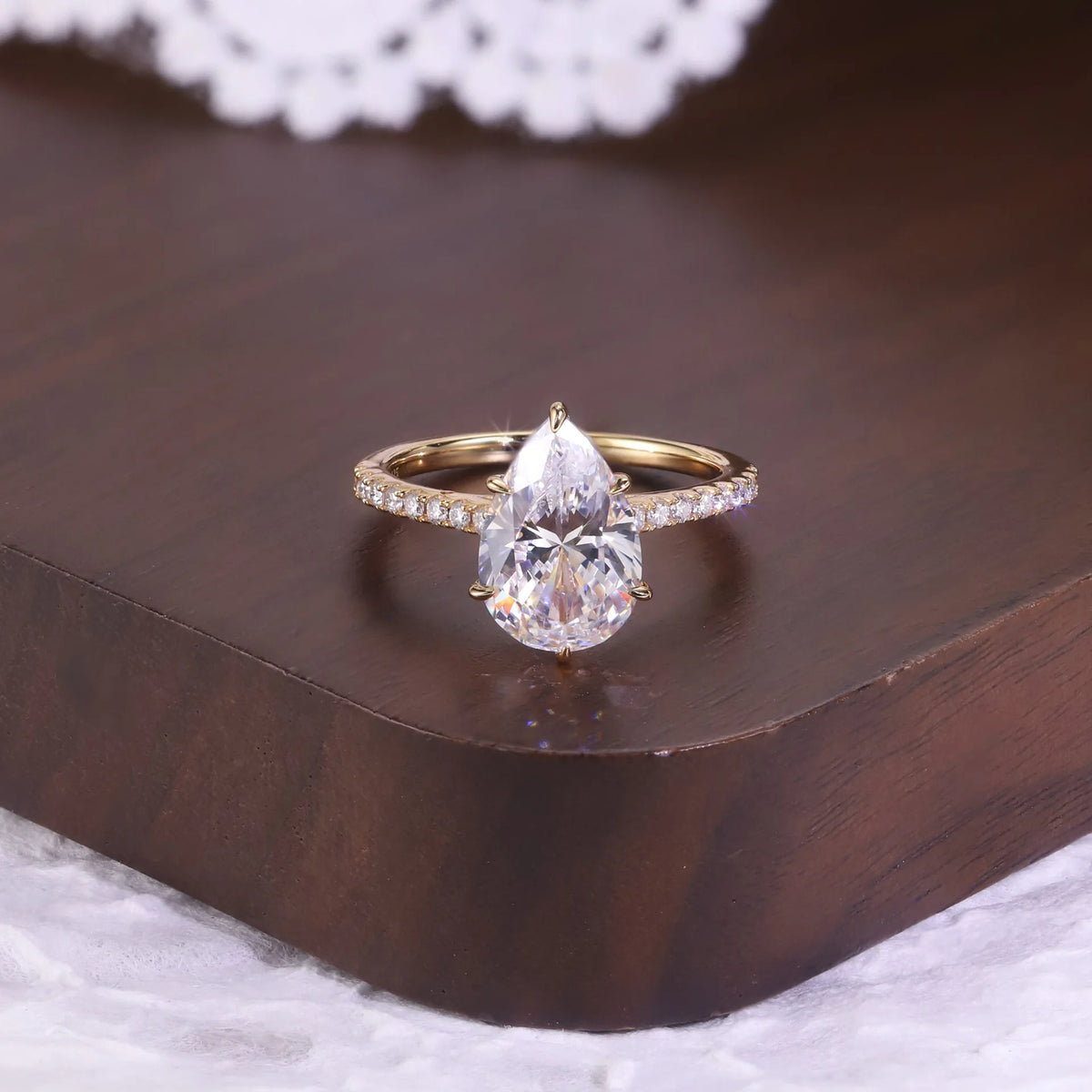 MuShan Brand Jewelry 925 Sterling Silver Ring Round Moissanite Proposal Ring for Mom 18K Real Gold Plated MST Patent Rings